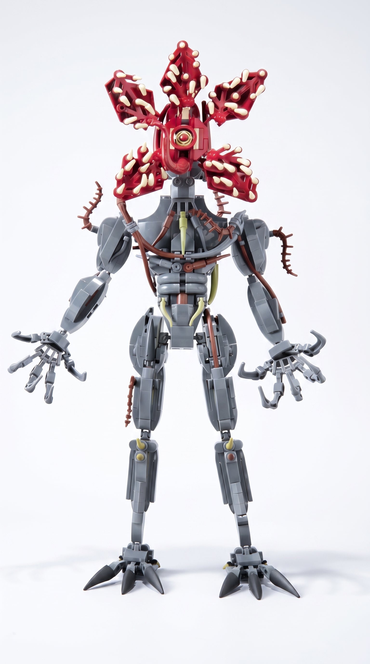 2-in-1 Flower Monster Brick Model (858 PCS)