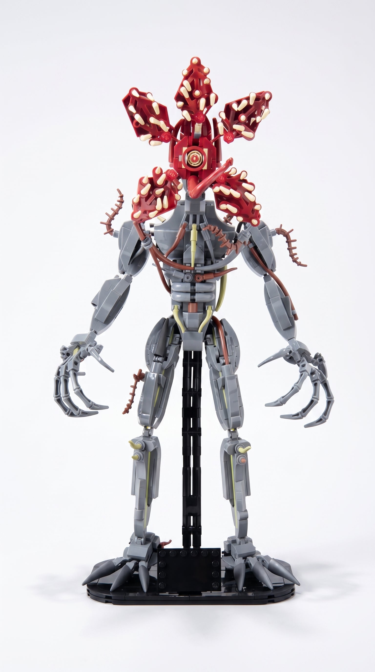 2-in-1 Flower Monster Brick Model (858 PCS)